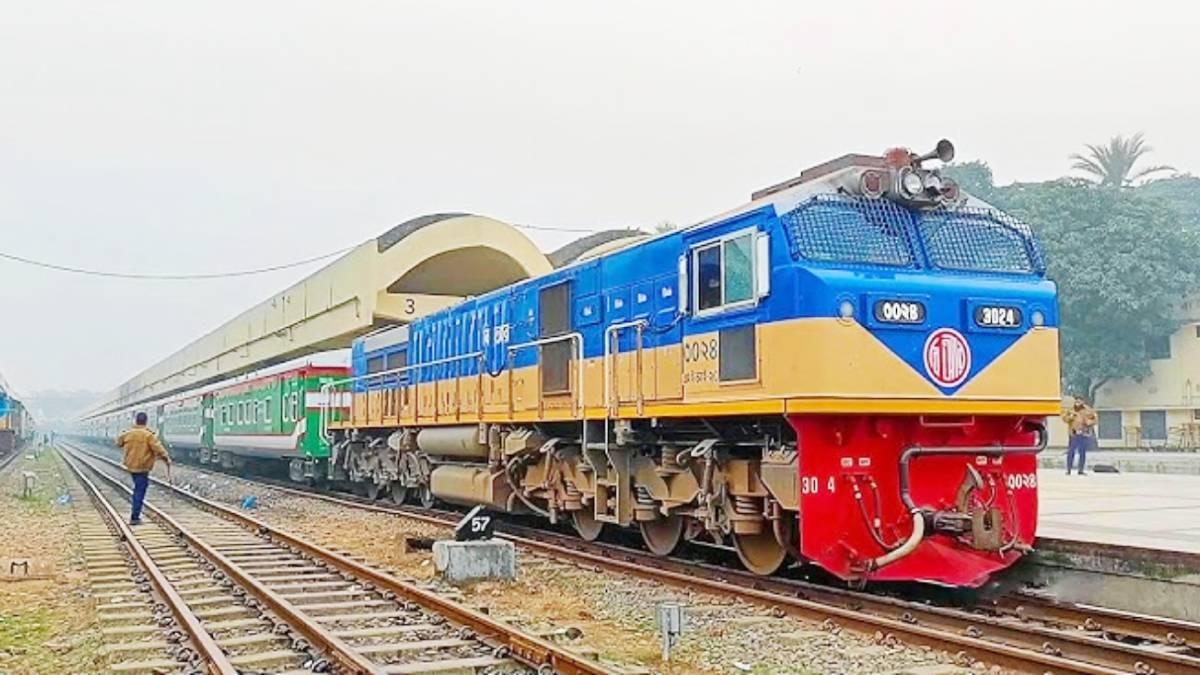 ১৩ মার্চ থেকে মিলবে ট্রেনের ফিরতি টিকিট