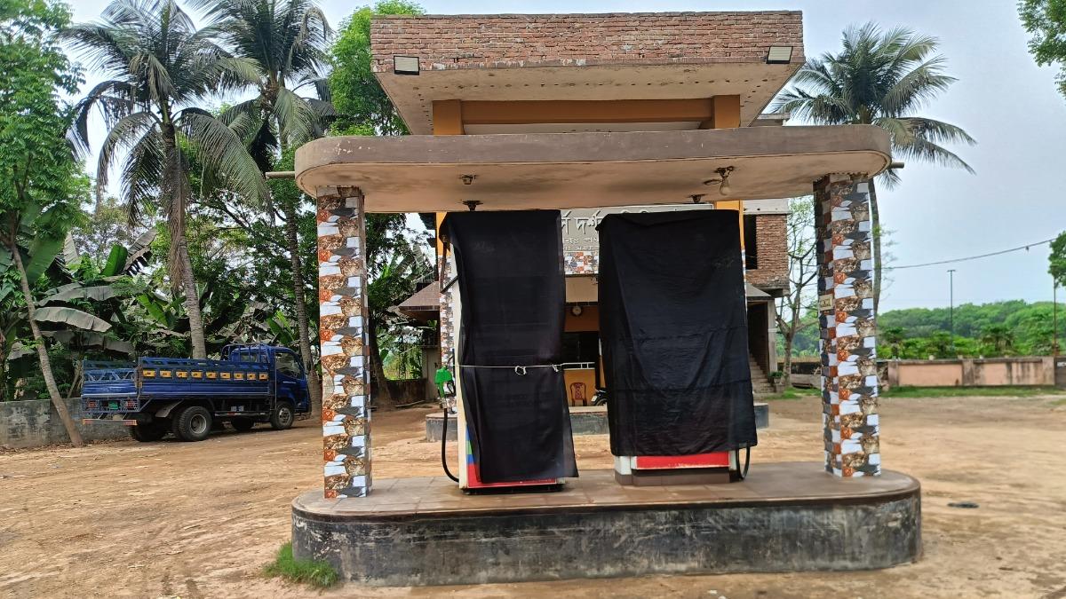 ডিজেল সংকটে বন্ধ সেচ, ধানের জমি ফাটলের শঙ্কা