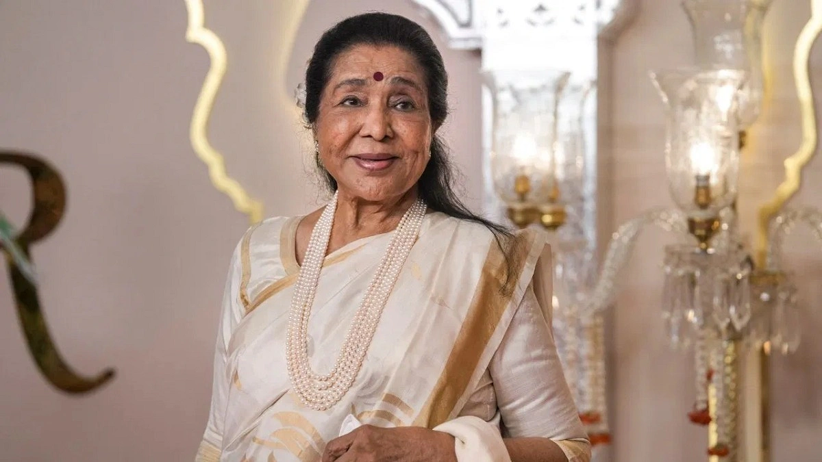 আশঙ্কাজনক অবস্থায় হাসপাতালে আশা ভোঁসলে