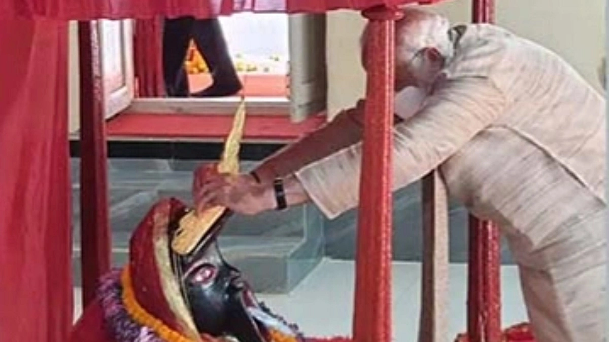 যশোরেশ্বরী মন্দিরে মোদির দেওয়া মুকুট চুরি, ১৮ মাস পর চার্জশিট