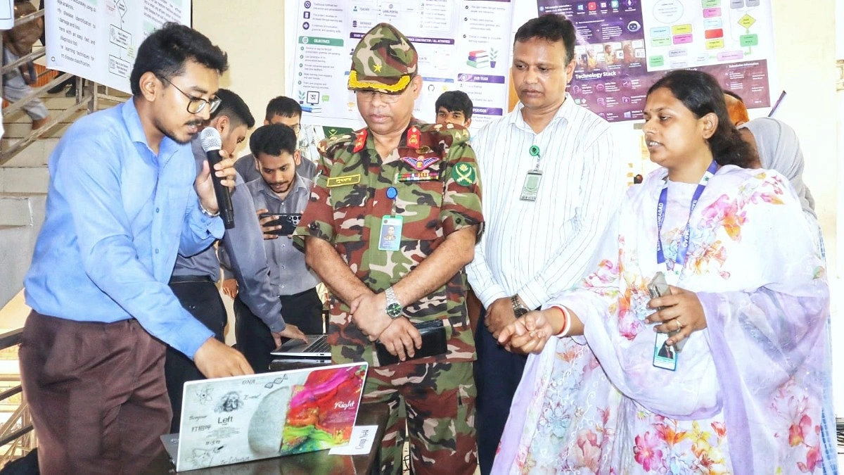 বাউয়েটে কম্পিউটার সোসাইটির উদ্যোগে প্রজেক্ট ও পোস্টার প্রদর্শনী অনুষ্ঠিত