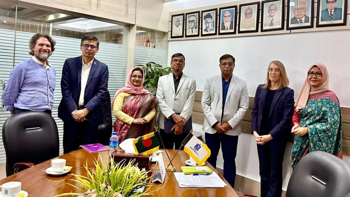 ইউজিসি চেয়ারম্যানের সঙ্গে মার্কিন দূতাবাসের প্রতিনিধিদলের সাক্ষাৎ