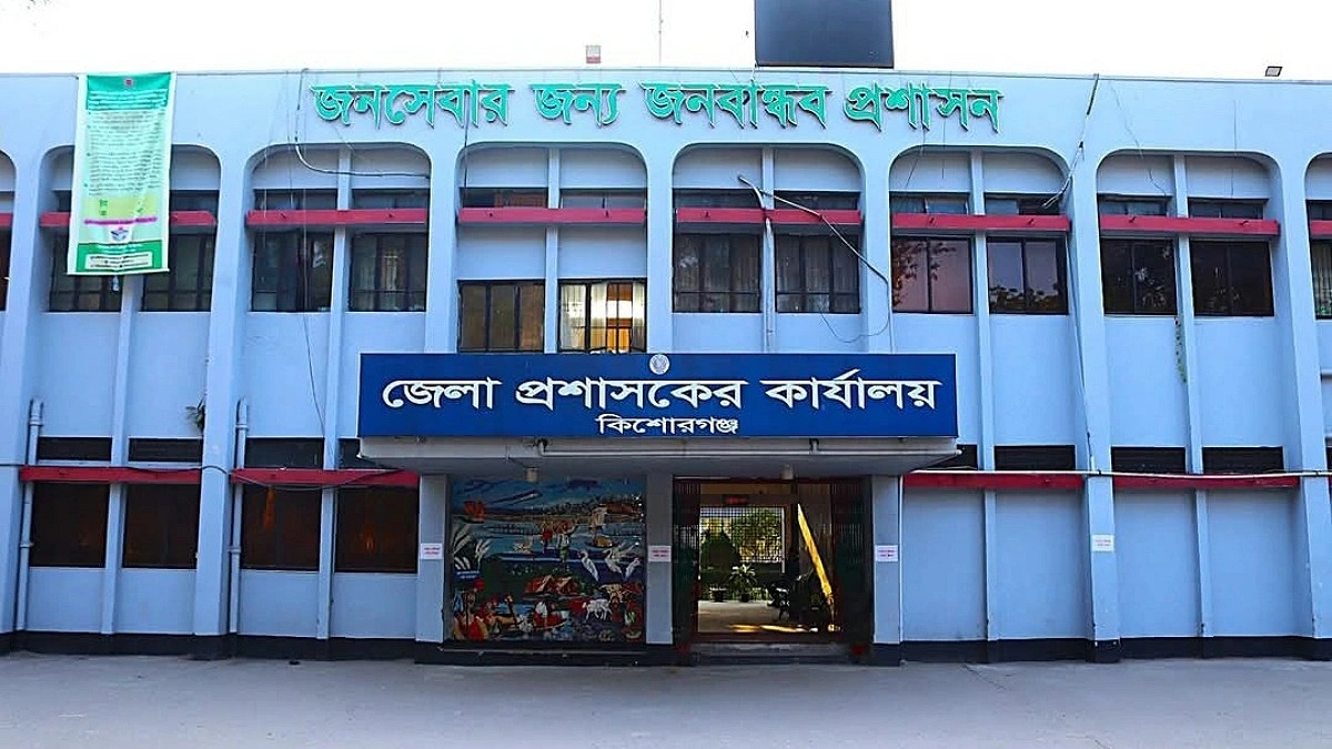 বাইকের জ্বালানি পেতে বাধ্যতামূলক ‘ফুয়েল কার্ড’ চালু