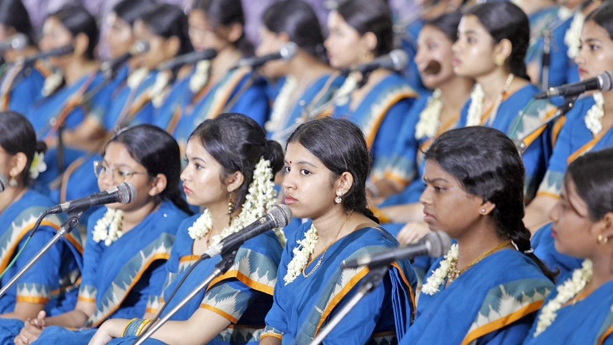 হামলার ক্ষত কাটিয়ে ‘নিঃশঙ্ক চিত্তে’ ছায়ানট
