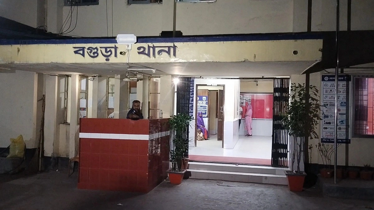 মহিলা দল নেত্রীর এসএসসি পরীক্ষার প্রক্সি দিয়ে আটক কলেজছাত্রী
