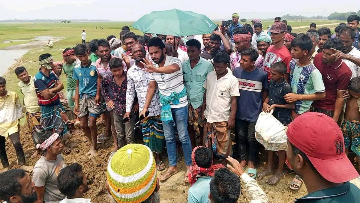 ‘ফসল রক্ষায়’ কাটা হলো ফসলরক্ষা বাঁধ