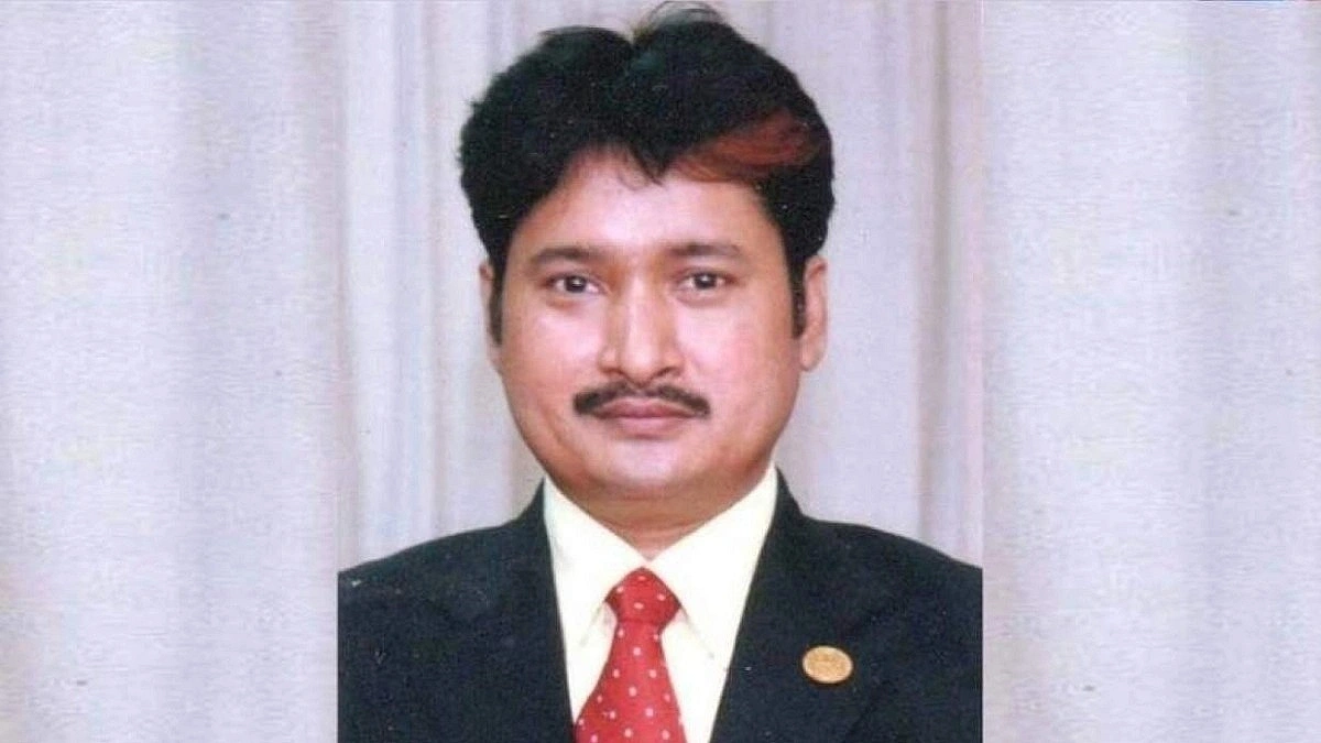 পদত্যাগ করলেন শিক্ষামন্ত্রীর পিএস