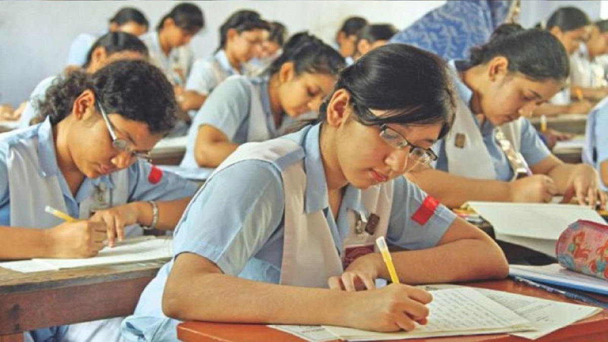 পঞ্চম দিনে ২৭ হাজারের বেশি অনুপস্থিত, বহিষ্কার ৯