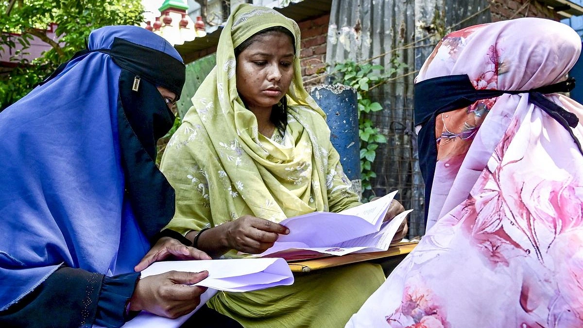 পশ্চিমবঙ্গে ভোট দিতে পারবেন না লাখো মুসলিম, নেপথ্যে কী?