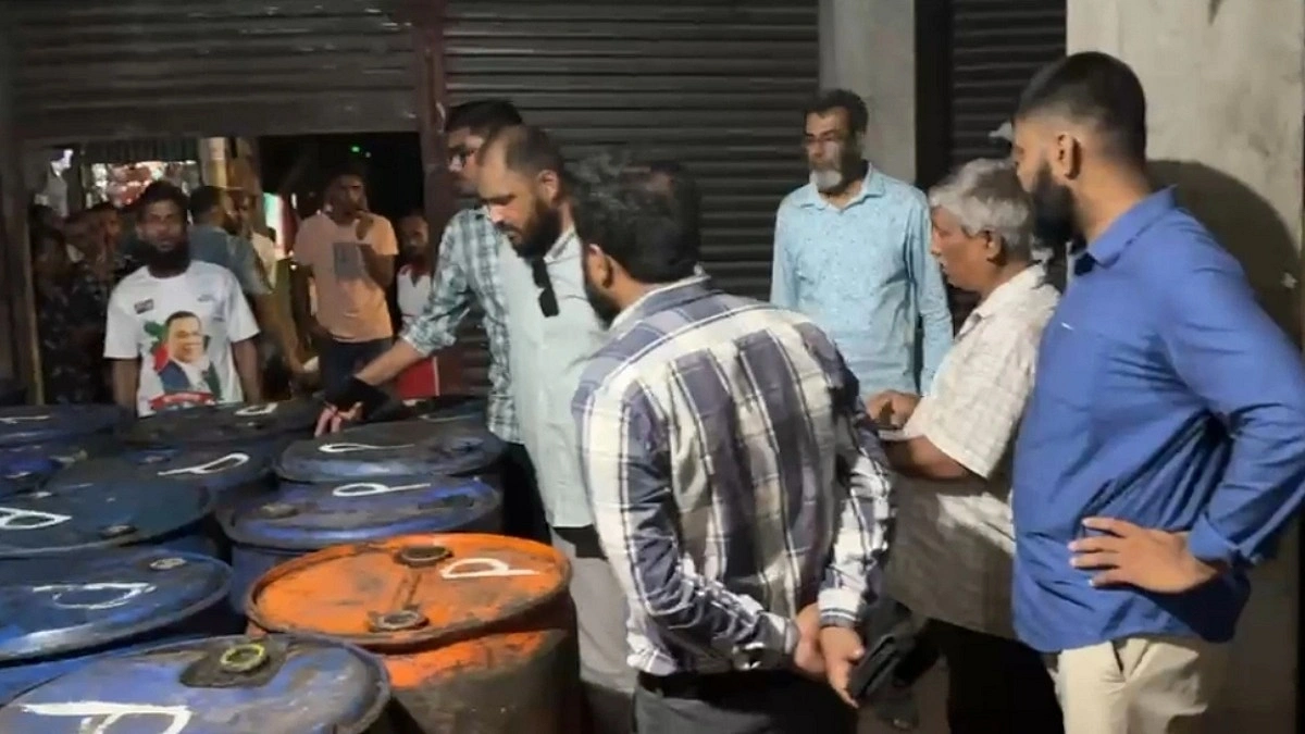 ১৪০ ব্যারেল তেল ও ১৩ টন চিনি জব্দ, ৩৮ হাজার টাকা জরিমানা