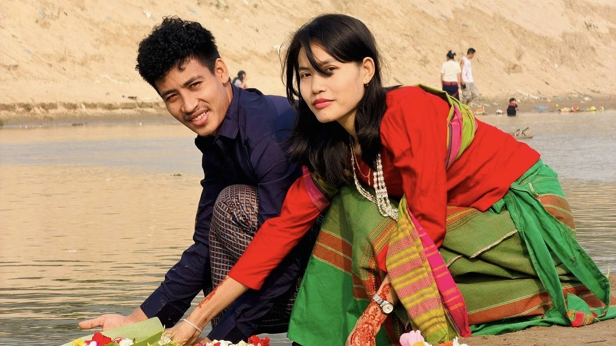 সপরিবারে বিজু উৎসবে গোলরক্ষক মিতুল মারমা
