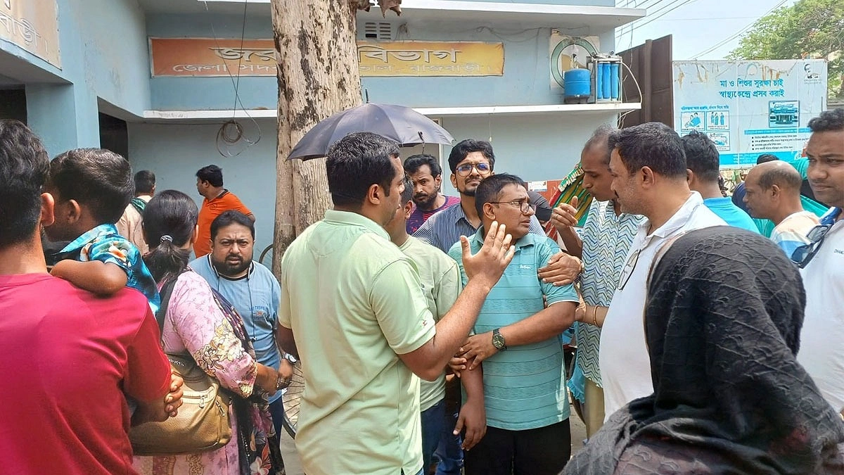 রিকশার চাকায় ওড়না আটকে সাংবাদিকের মায়ের মৃত্যু