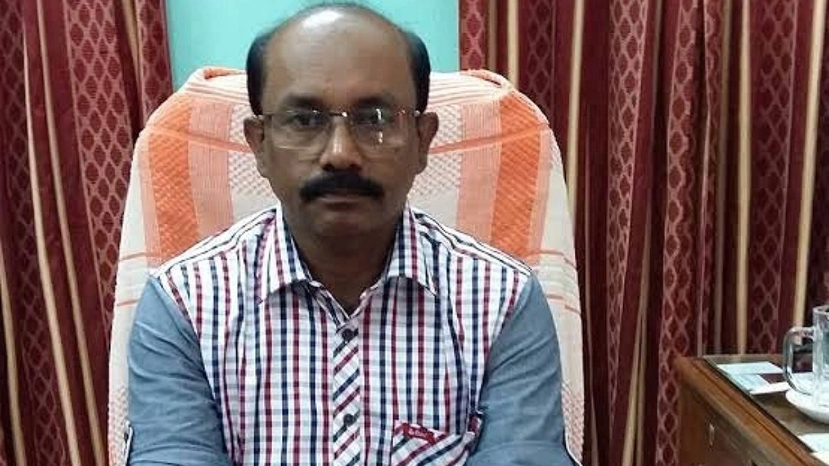 পাবনা মানসিক হাসপাতালের সাবেক পরিচালক কারাগারে