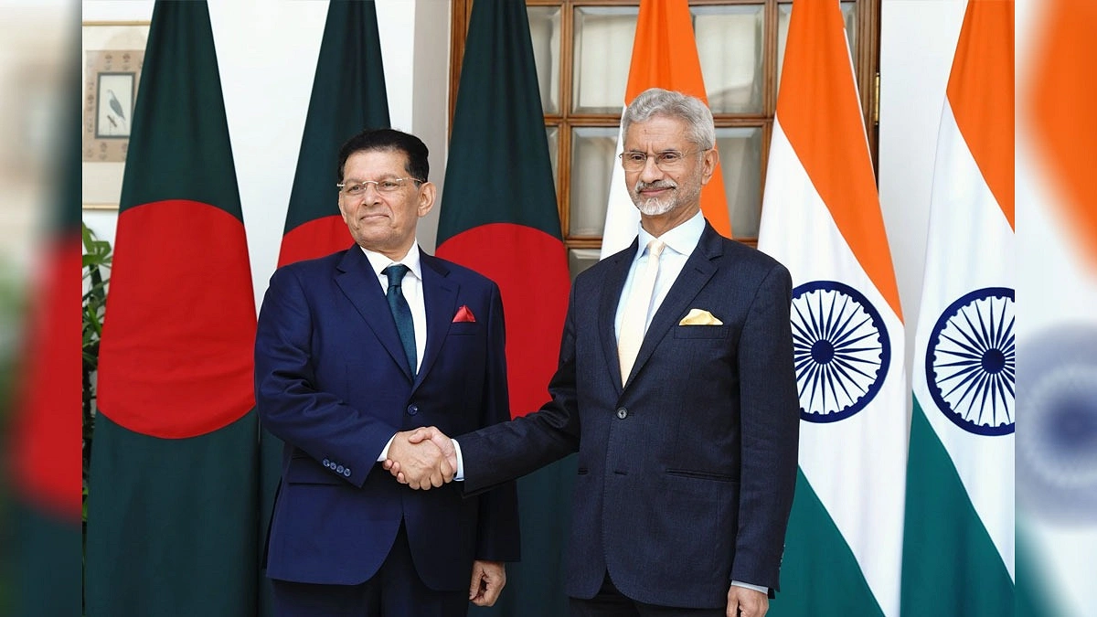 দিল্লিতে দুই পররাষ্ট্রমন্ত্রীর বৈঠক, দ্বিপক্ষীয় সম্পর্কে জোর