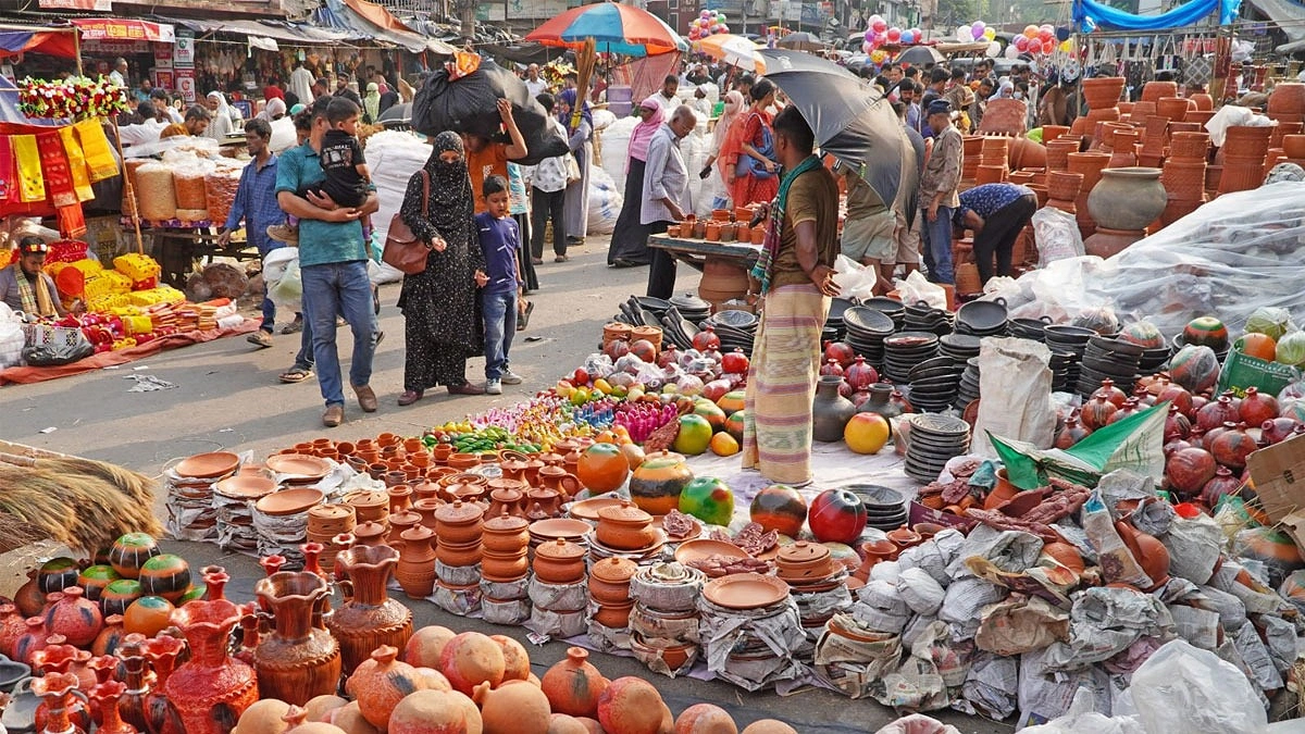 মেলার ছবি ও বলি খেলার নানান মুহূর্ত
