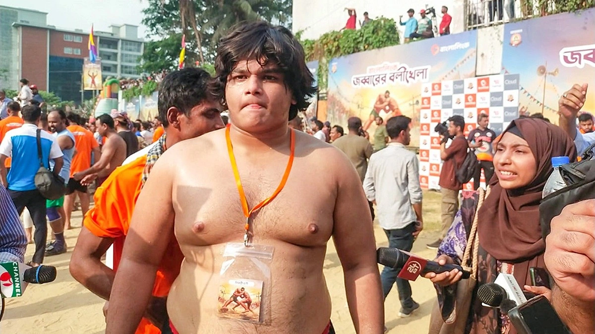 বলীখেলায় ইংরেজি মাধ্যমের শিক্ষার্থী, প্রথমবারেই বাজিমাত