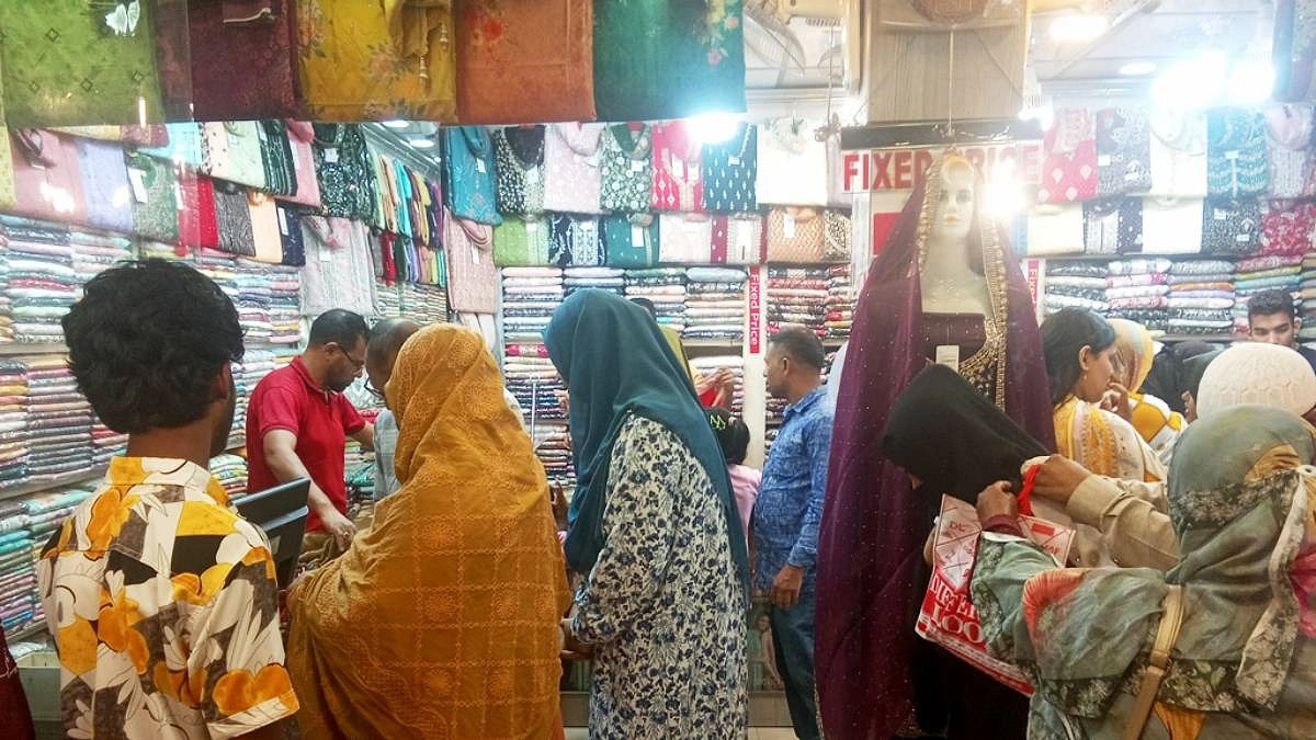 বৃহস্পতিবার বন্ধ ঢাকার যেসব মার্কেট ও দোকানপাট