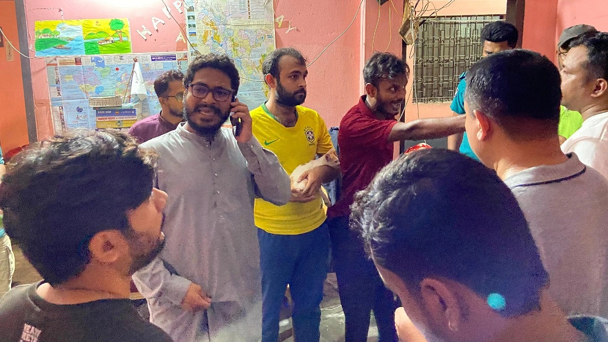 ছাত্রলীগের ‘গোপন বৈঠক’ থেকে পুলিশ হেফাজতে ববির ৪ ছাত্র