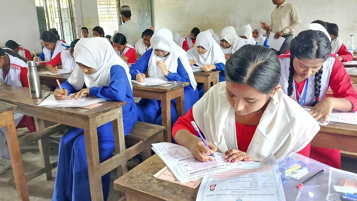 দ্বিতীয় দিনে বহিষ্কার ৭ এসএসসি পরীক্ষার্থী