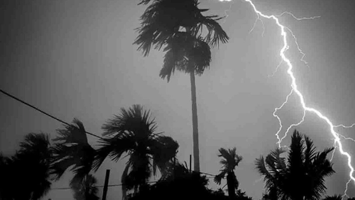 ভোরেই আঘাত হানতে পারে কালবৈশাখী, ৮০ কিমি বেগে ঝড়ের সতর্কতা