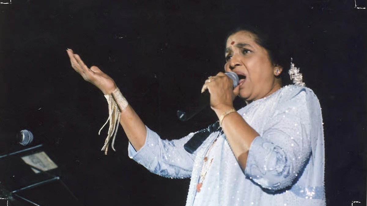 ‘পরিণীতা’ এবং ‘নয়া দৌড়’ (১৯৫৭) ছবির গানে বিপুল সাফল্য। জয়যাত্রার সেই শুরু