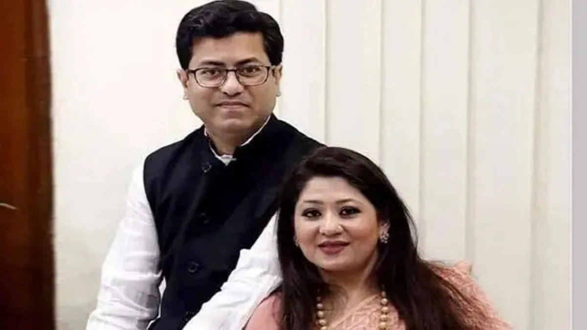 সাবেক মেয়র তাপস ও তার স্ত্রীর ৬ ক্রেডিট কার্ড ব্লকের নির্দেশ