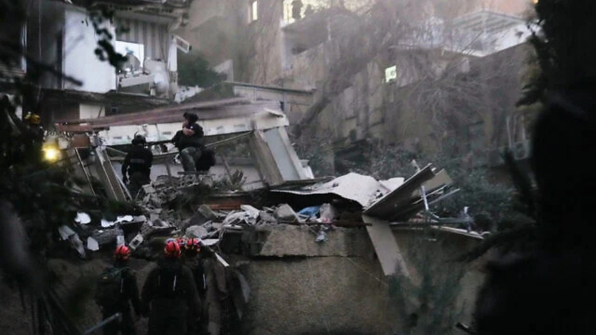 হাইফায় ইরানি হামলায় ভবন ক্ষতিগ্রস্ত, দুই মরদেহ উদ্ধার
