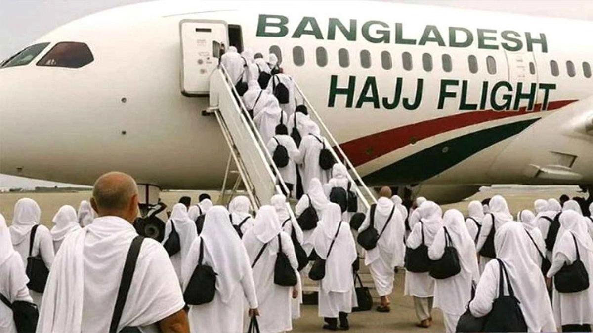 হজযাত্রা শুরু ১৮ এপ্রিল, প্রথম দিনেই ১৪ ফ্লাইট