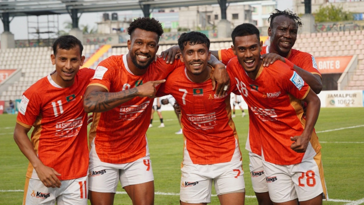 শীর্ষেই থাকল বসুন্ধরা কিংস