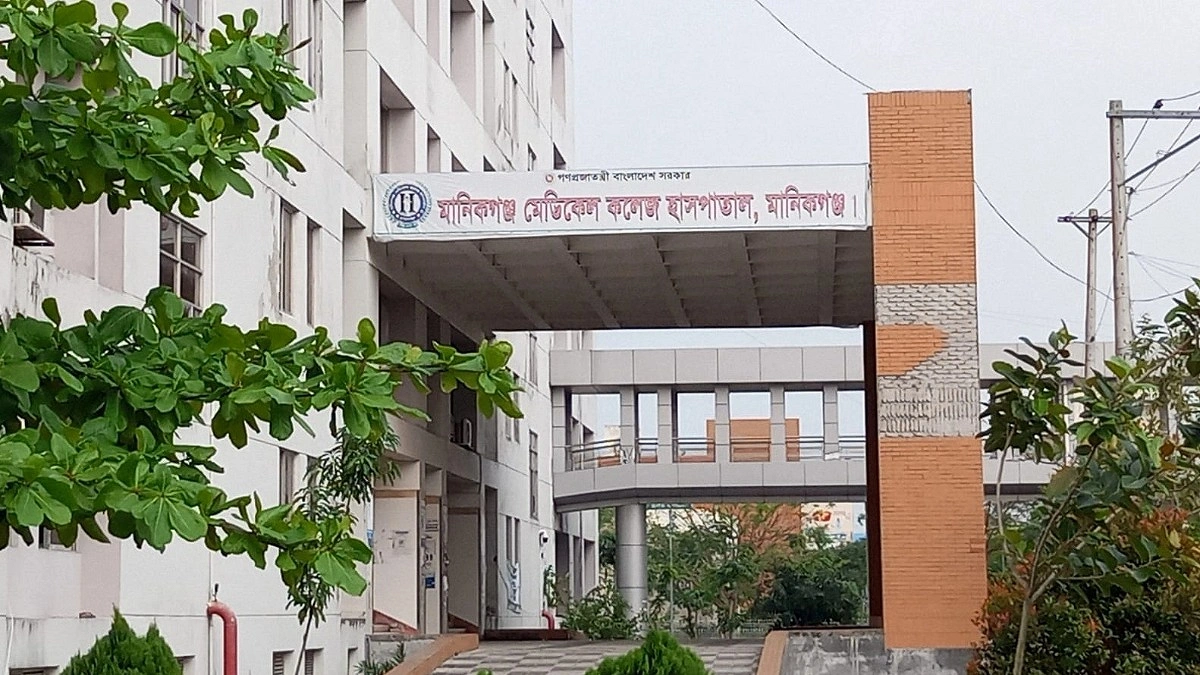মানিকগঞ্জে হামের উপসর্গে ঝরে গেলো শিশু রাতুলের জীবন