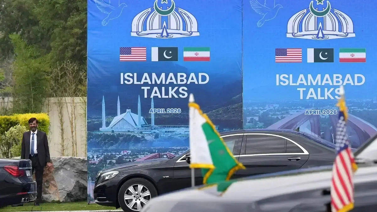 ইসলামাবাদে আলোচনায় বসবে ইরান-যুক্তরাষ্ট্র, ‘ঘরবন্দি’ পাকিস্তানিরা