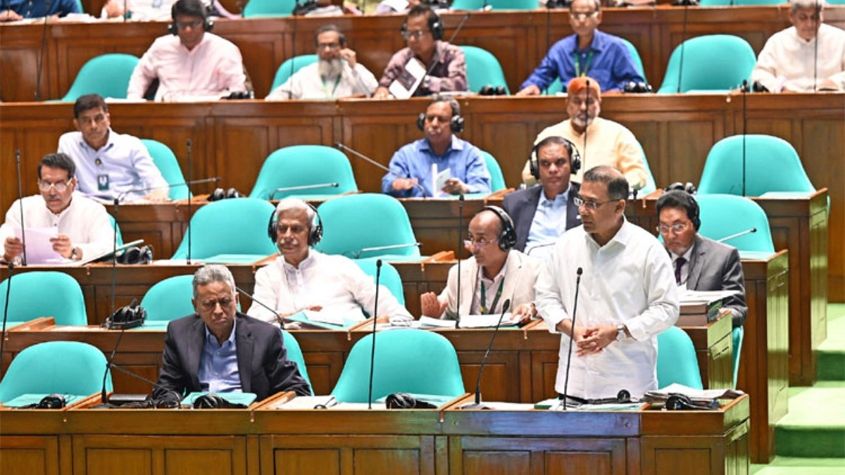 জরুরি সেবাদাতাদের জন্য নেই জ্বালানি রেশনিং