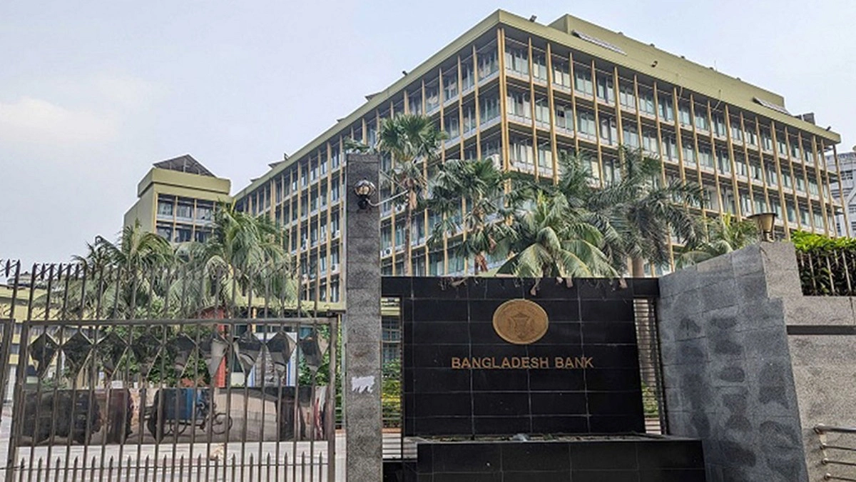 দুইদিনে ১২ কোটি ডলার কিনল কেন্দ্রীয় ব্যাংক