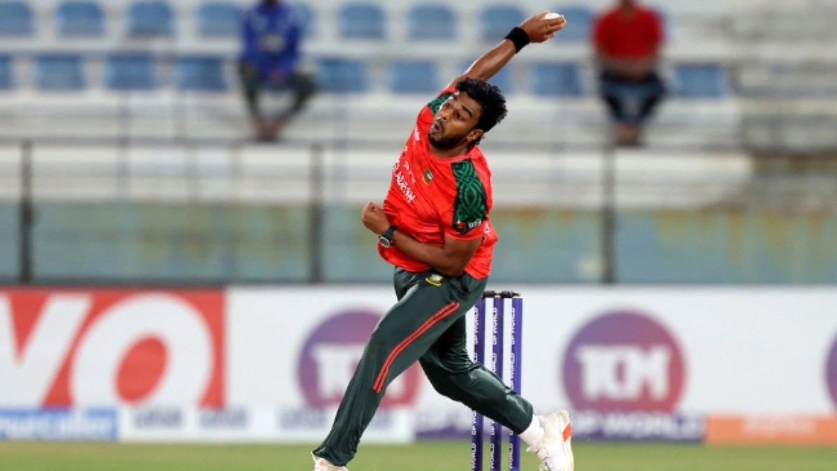 টি-টোয়েন্টি দলে তিন পেস বোলিং অলরাউন্ডার
