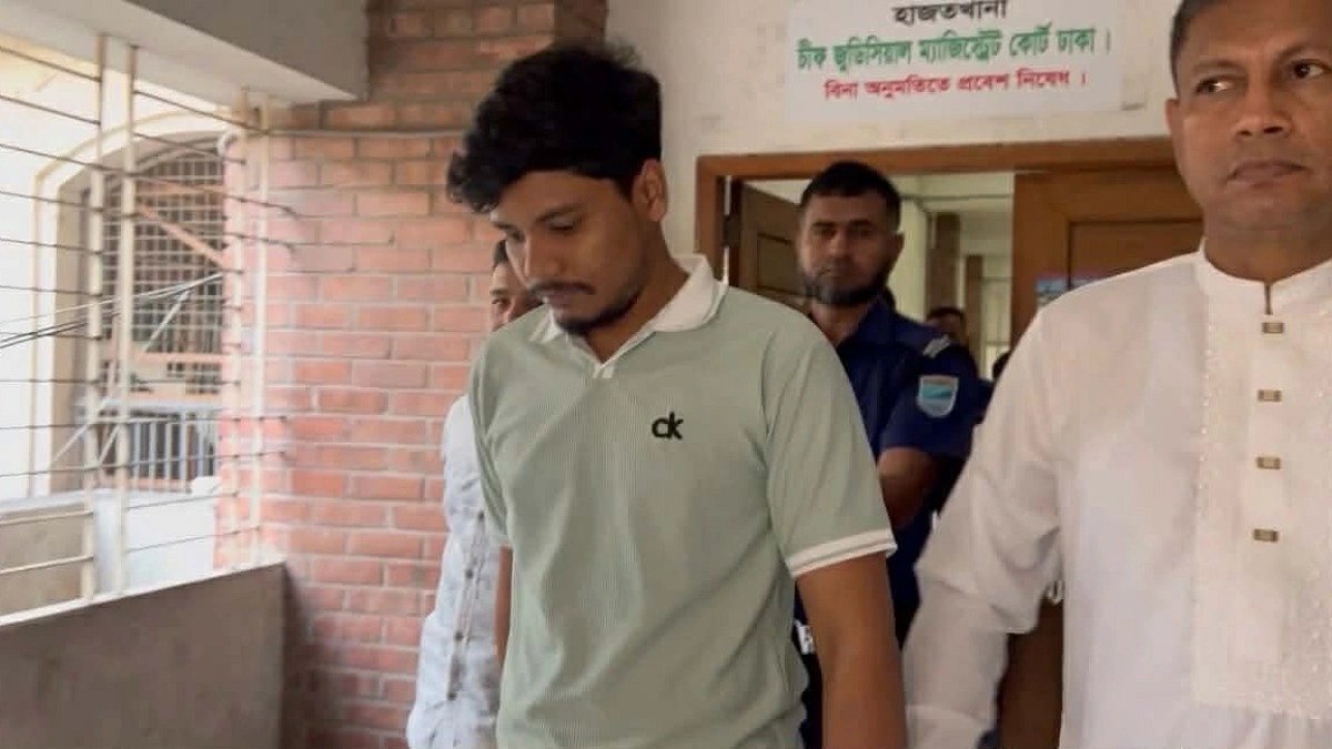 জবি শিক্ষককে হত্যার হুমকি, কারাগারে আসামি