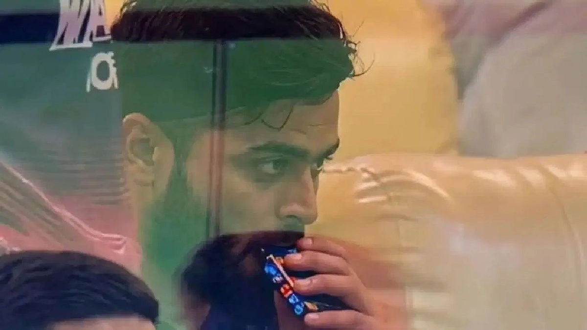 ড্রেসিংরুমে ধূমপান করায় রাজস্থান অধিনায়কের শাস্তি