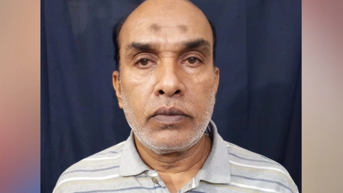 ২ বছরের সাজা এড়াতে ৬ বছর আত্মগোপনে কলেজ শিক্ষক, অবশেষে গ্রেপ্তার