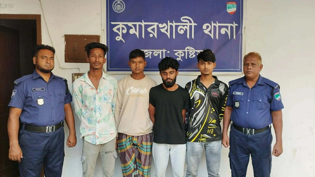 মিছিলের ভিডিও ছড়িয়ে পড়তেই ছাত্রলীগের ৩ কর্মী আটক