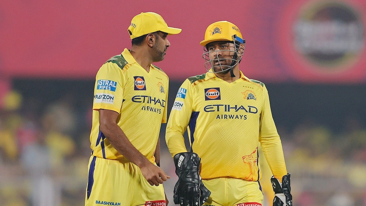 ‘ধোনি থাকতে আমি কেন চেন্নাইয়ের কোচ হব?’