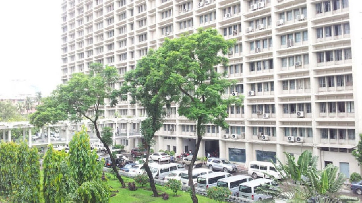 ঈদের ছুটি শেষ, কাল খুলছে অফিস