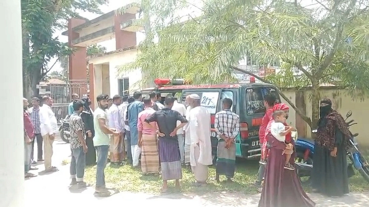 নারকেল পাড়া নিয়ে সংঘর্ষে নিহত ১, গ্রেপ্তার ৪