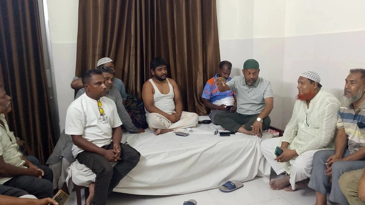 যুবদল নেতাকে হত্যাচেষ্টার অভিযোগ, ৫ লাখ টাকা ছিনতাই মামলা