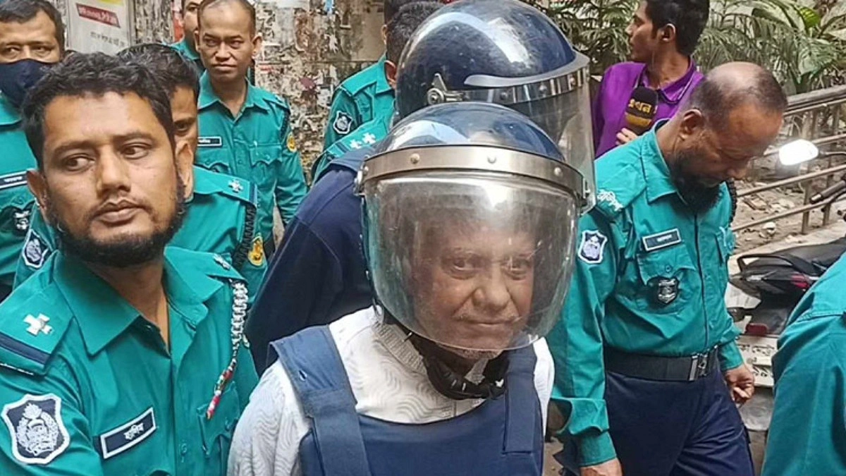 দুদকের দুই মামলায় সাবেক বিচারপতি মানিকের জামিন মেলেনি