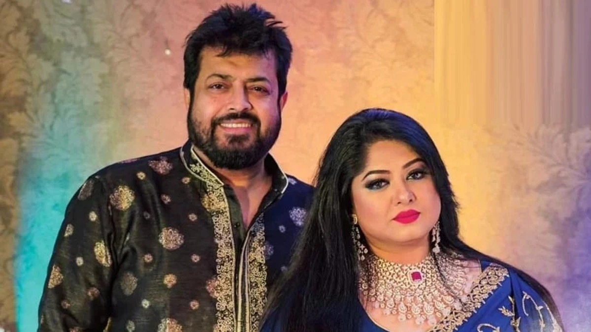 মৌসুমী অভিনীত সিনেমা প্রদর্শন বন্ধের দাবি জানালেন ওমর সানী