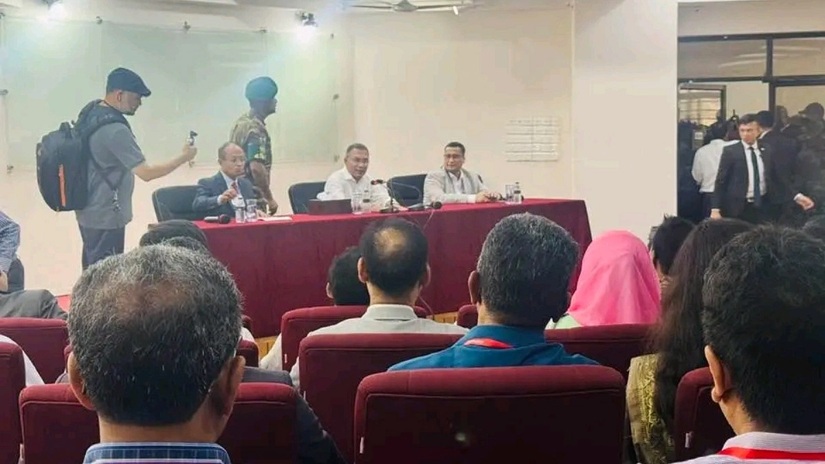 ঢাবির শিক্ষক নিয়োগে রাজনৈতিক প্রভাবও বড় ভূমিকা রাখে