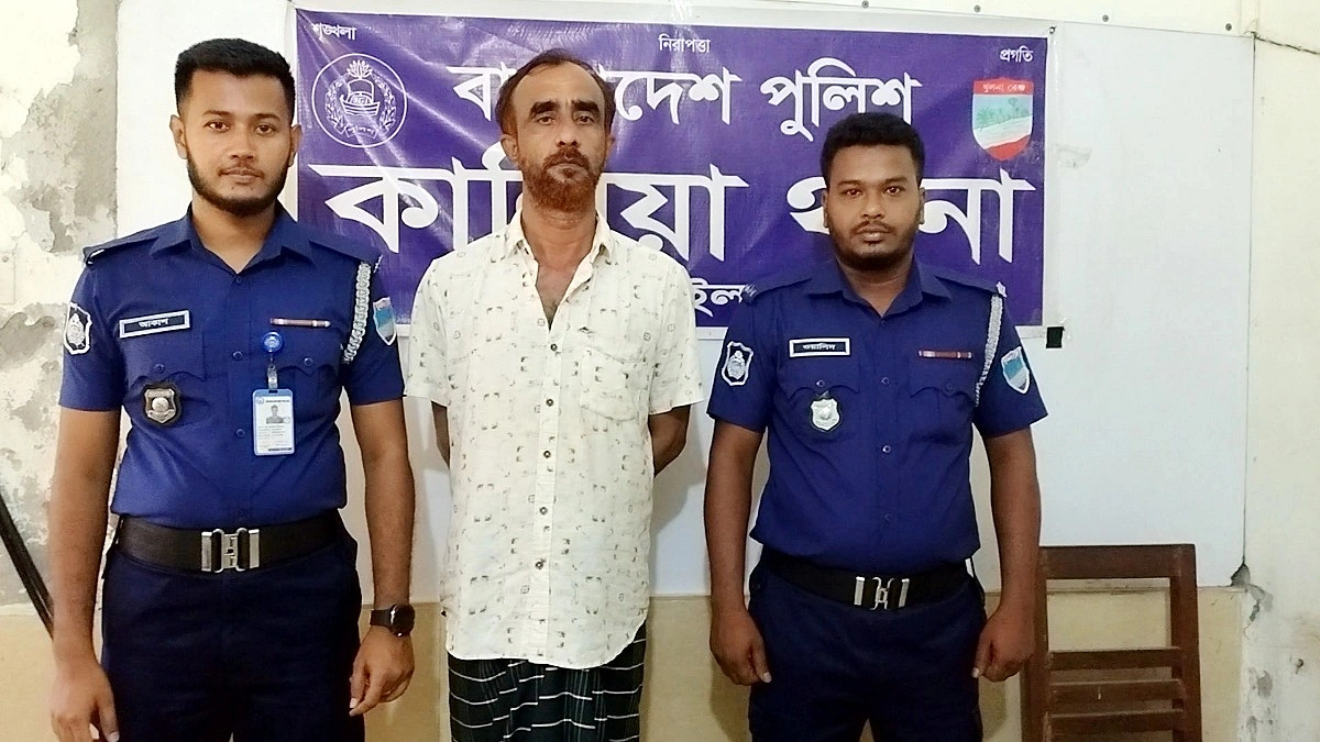নড়াইলে নাশকতা ও দুদকের ৫ মামলায় ইউপি চেয়ারম্যান গ্রেপ্তার