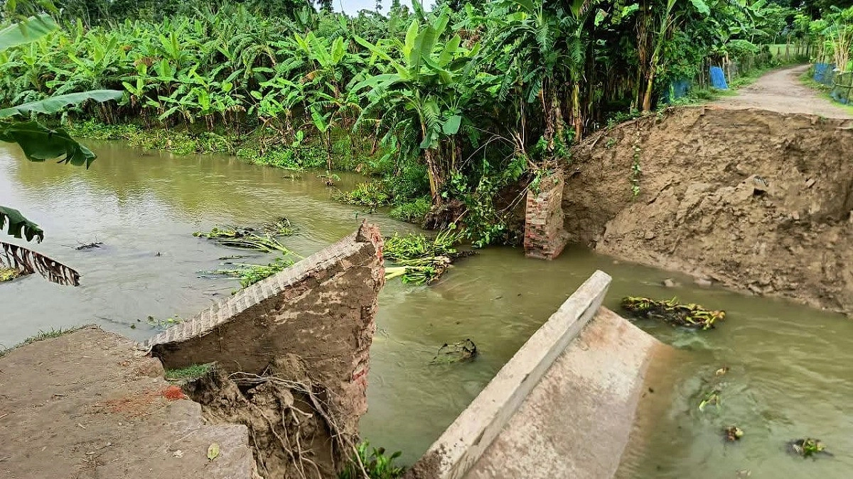 ৮ মাসেও মেরামত হয়নি জীবননগরের ভেঙে যাওয়া ৪ ব্রিজ