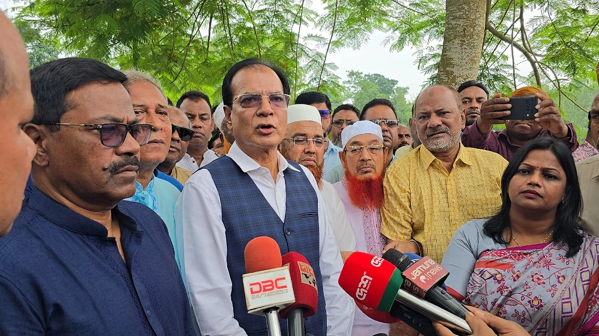 সমালোচনা হলেই সংশোধন হওয়ার সুযোগ থাকে