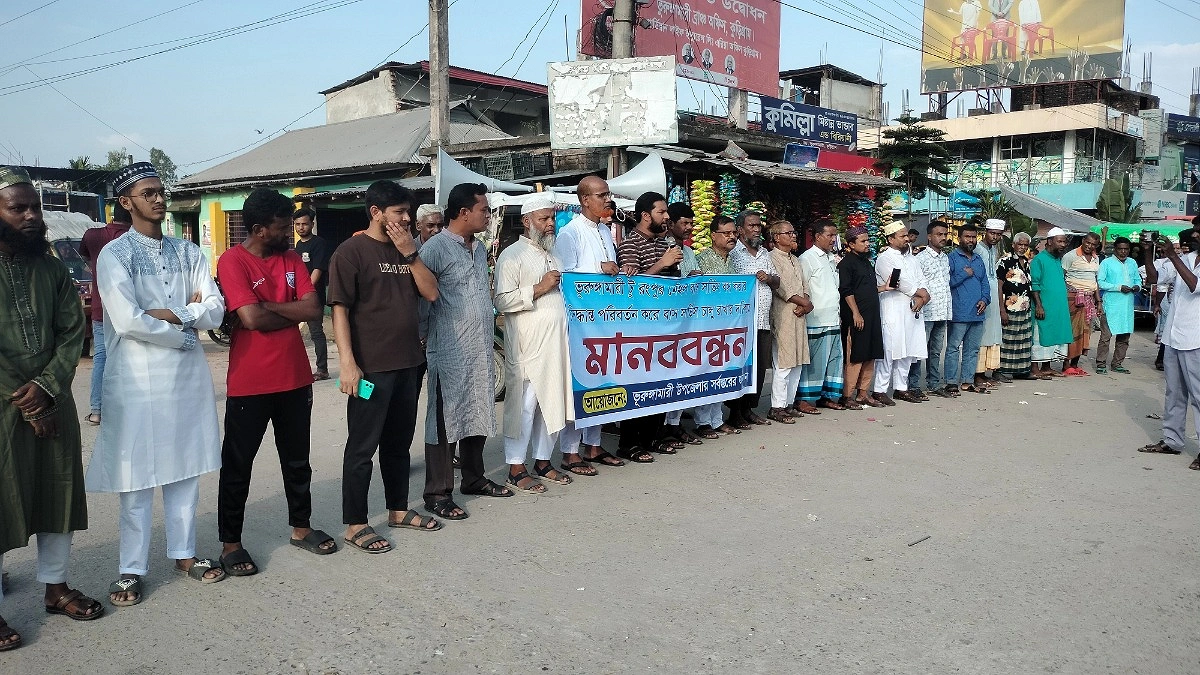 ভূরুঙ্গামারী-রংপুর মেইল বাস সার্ভিস চালু না হলে আন্দোলনের হুঁশিয়ারি