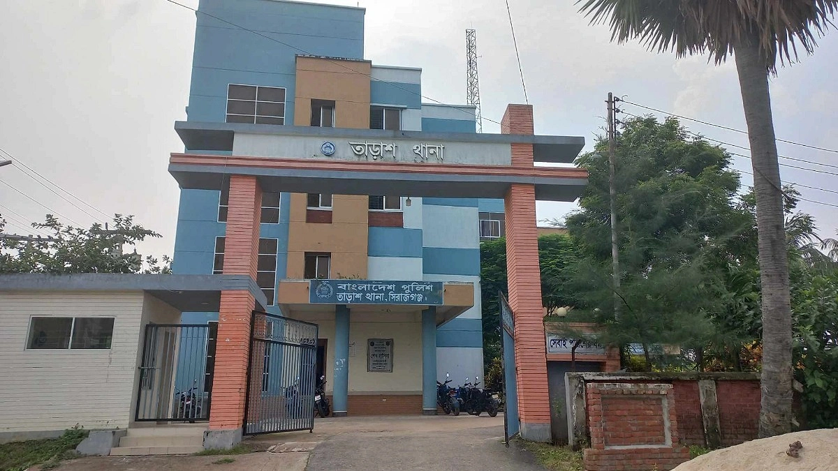তাড়াশে প্রভাষক স্বামীর ছুরিকাঘাতে স্ত্রী নিহত